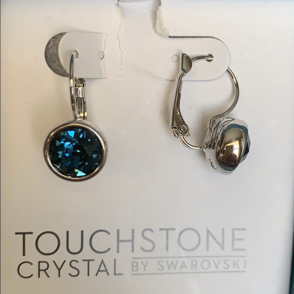 Touchstone Crystal